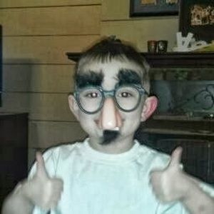 Meet your Posher, Christopher